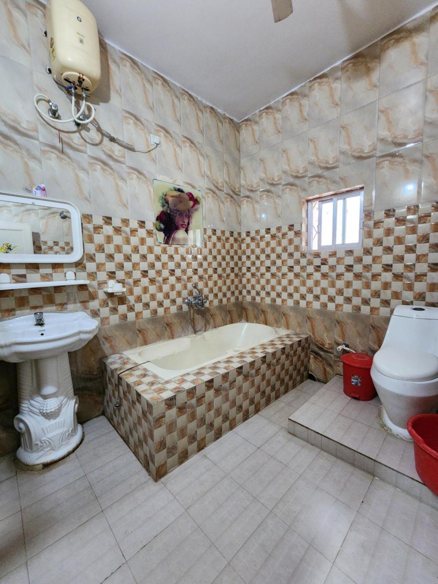 Hotel Shri Durga Baripada Экстерьер фото